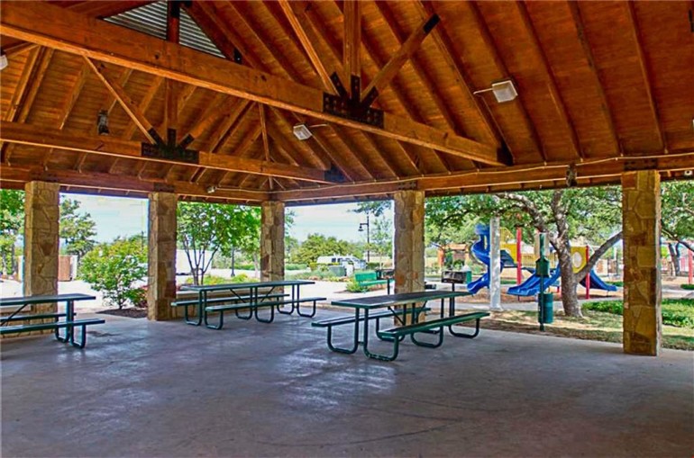 Expansive West Cypress Hills Home Floyd Real Estate